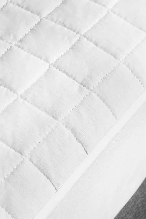 Protective mattress cover Luxurious Laluna