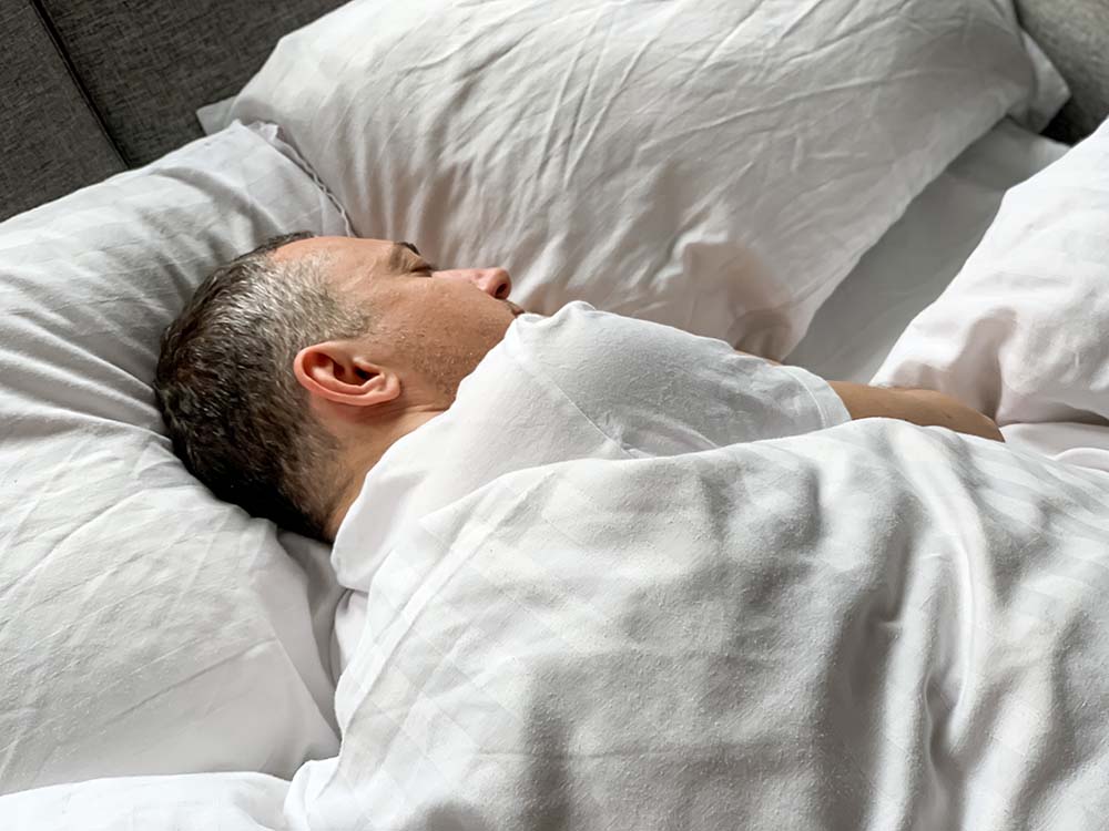 Το καλύτερο μαξιλάρι για αυχενικό Βρείτε το καλύτερο μαξιλάρι για αυχενικό για ανακούφιση και καλύτερο ύπνο